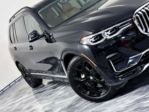 Used 2021 BMW X7 xDrive40i AWD/4WD image 4