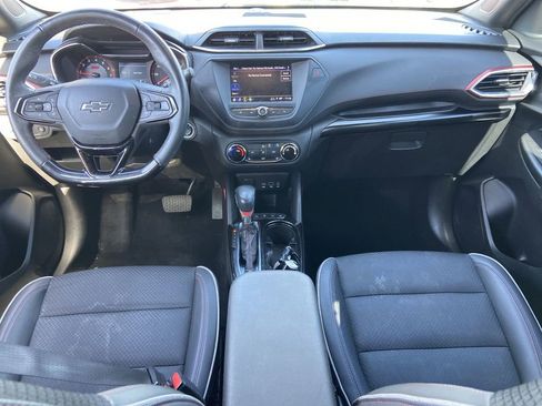 Used 2022 Chevrolet TrailBlazer RS FWD image 15