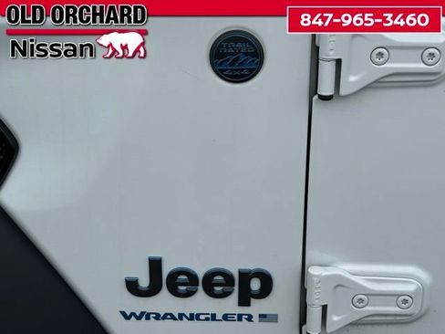 Used 2023 Jeep Wrangler Unlimited Rubicon 4xe w/ Cold Weather Group AWD/4WD image 13