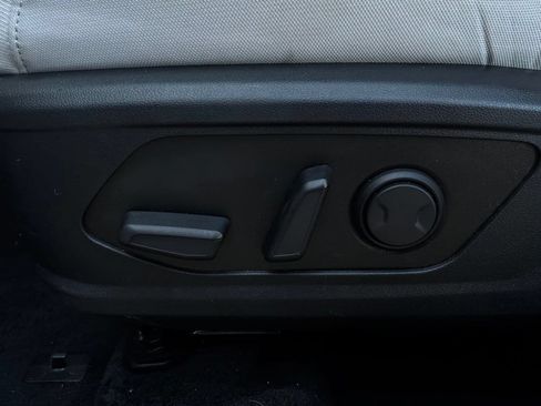 Used 2026 Hyundai Tucson SEL FWD image 11
