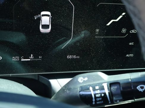 Used 2025 Kia K4 EX FWD image 30