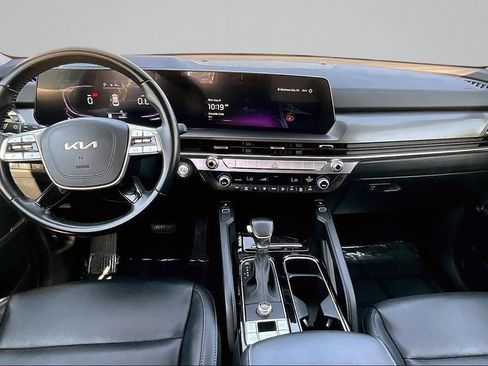 Used 2025 Kia Telluride S FWD image 13