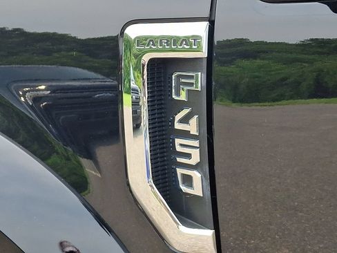 Used 2021 Ford F450 Lariat w/ Lariat Ultimate Package AWD/4WD image 32