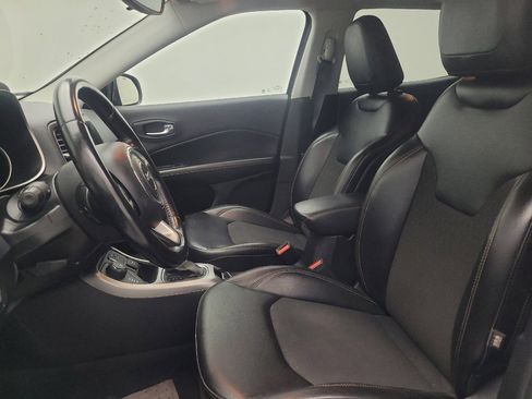 Used 2020 Jeep Compass Latitude AWD/4WD image 17