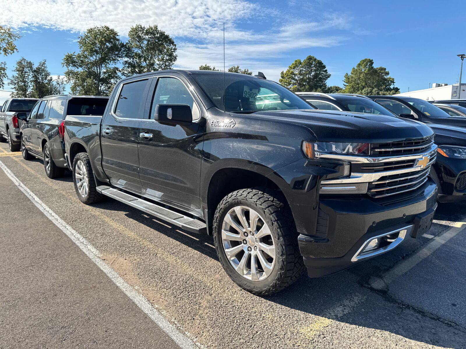 Used 2019 Chevrolet Silverado 1500 High Country AWD/4WD image 10