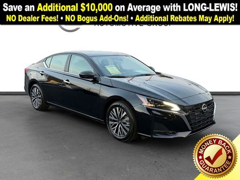 Used 2025 Nissan Altima 2.5 SV image 10