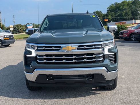 Used 2025 Chevrolet Silverado 1500 LT w/ Z71 Off-Road Package AWD/4WD image 7