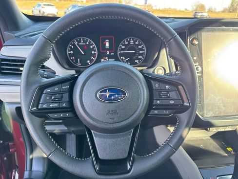 Used 2025 Subaru Forester Premium w/ Convenience Package #2 image 21