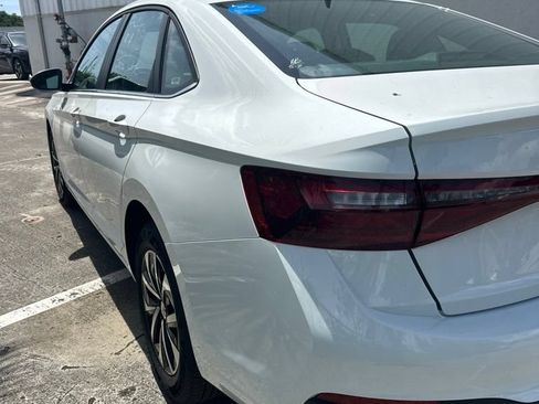 Used 2025 Volkswagen Jetta S FWD image 9