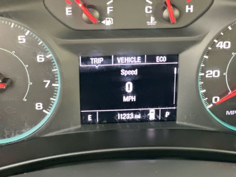 Used 2023 Chevrolet Equinox LS image 15