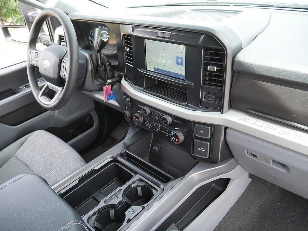 New 2026 Ford F250 XLT AWD/4WD image 32