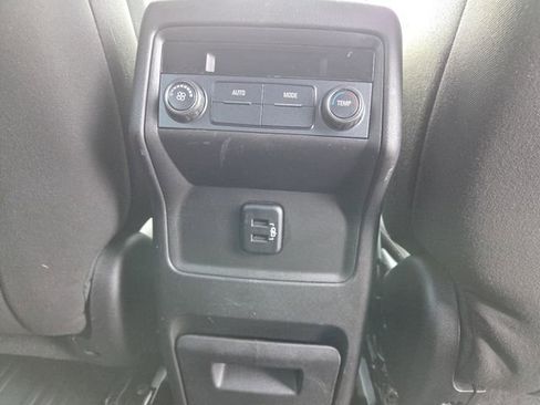 Used 2018 GMC Acadia SLE w/ Driver Alert Package I image 15