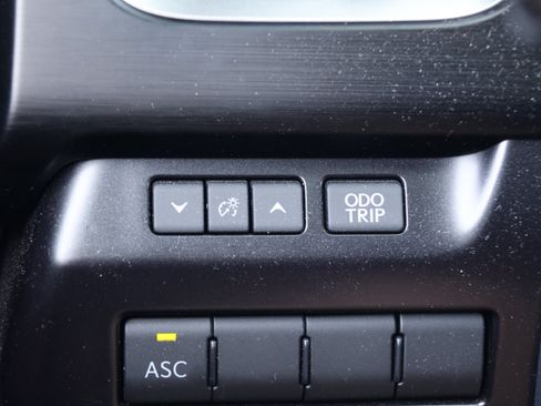 Used 2023 Lexus UX 250h F Sport FWD image 15