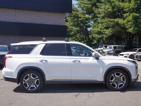 Used 2023 Hyundai Palisade Limited AWD/4WD image 24