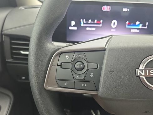 New 2026 Nissan Sentra SV w/ SV Convenience Package FWD image 18