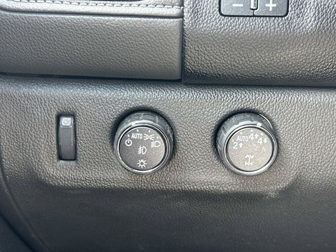 Certified 2022 GMC Canyon Elevation w/ Elevation Premium Package AWD/4WD image 25