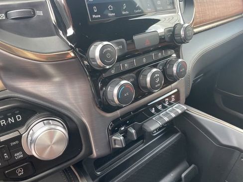 Used 2022 RAM 1500 Limited image 8