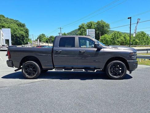 Used 2025 RAM 2500 Big Horn RWD image 10