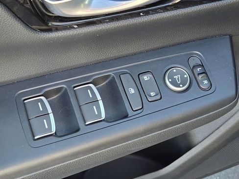 Used 2023 Honda CR-V Sport Touring image 17