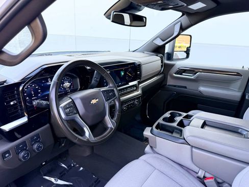 Used 2024 Chevrolet Silverado 1500 LT w/ Convenience Package II AWD/4WD image 21