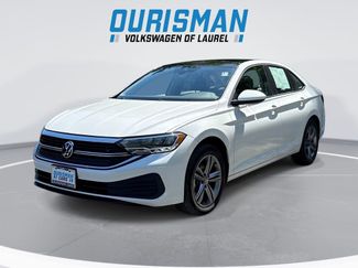 Used 2023 Volkswagen Jetta SE w/ Panoramic Sunroof Package FWD video 1