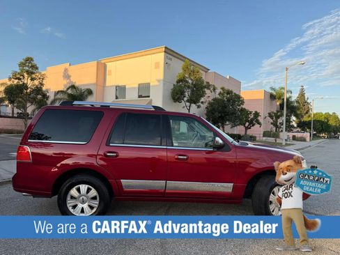 Used 2014 Lincoln Navigator 4WD image 26