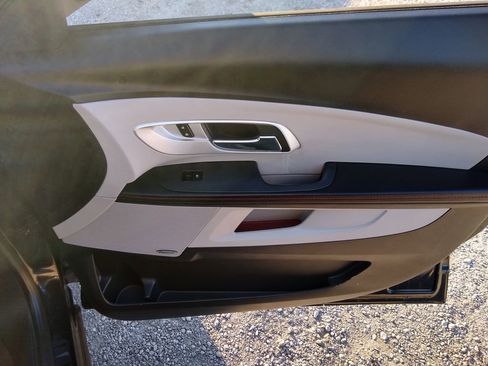 Used 2012 Chevrolet Equinox LTZ image 16