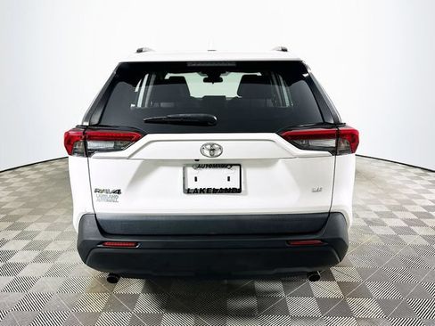 Used 2021 Toyota RAV4 LE w/ Carpet Mat Package (TMS) FWD image 4
