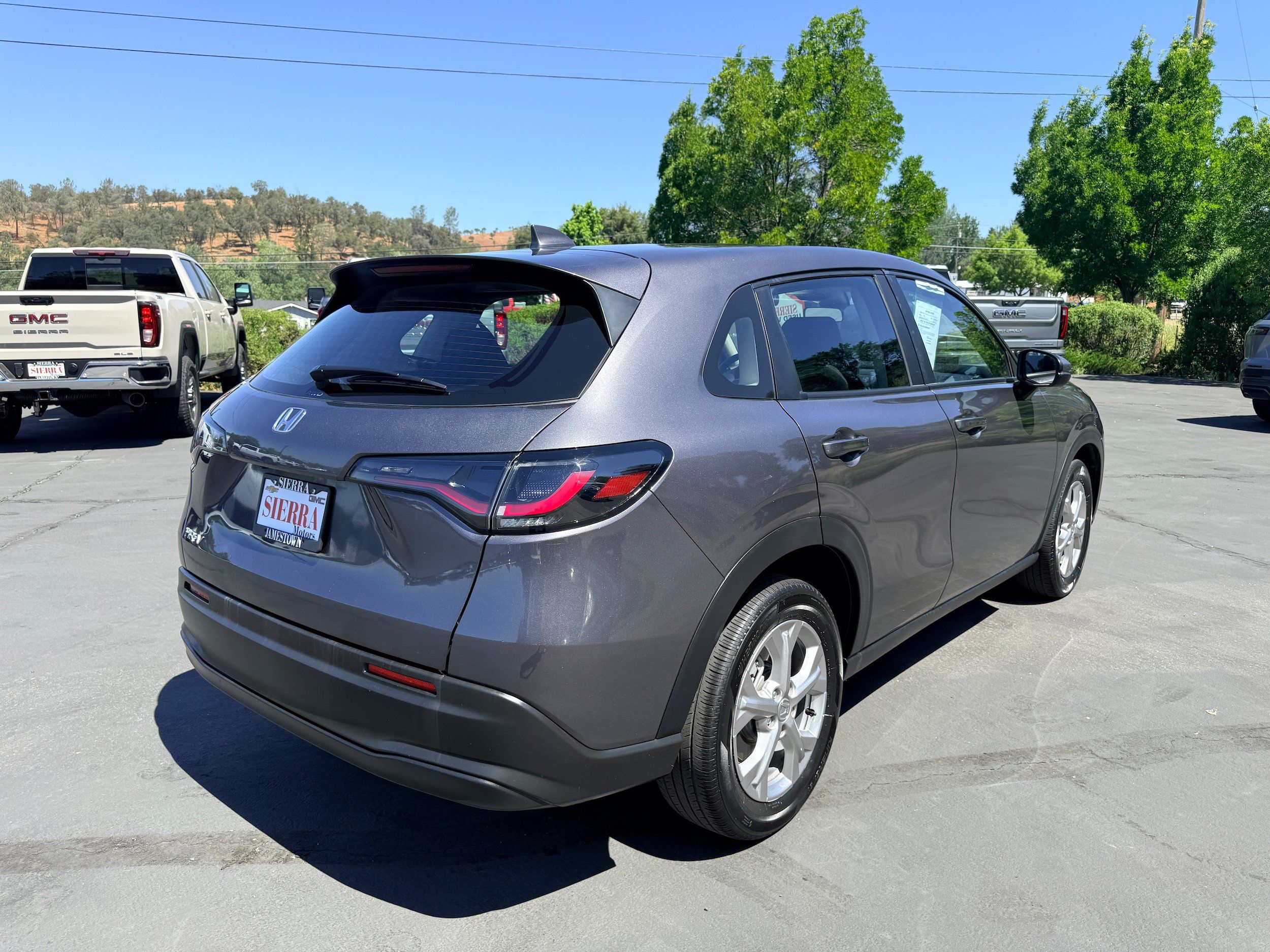 Used 2025 Honda HR-V LX image 6