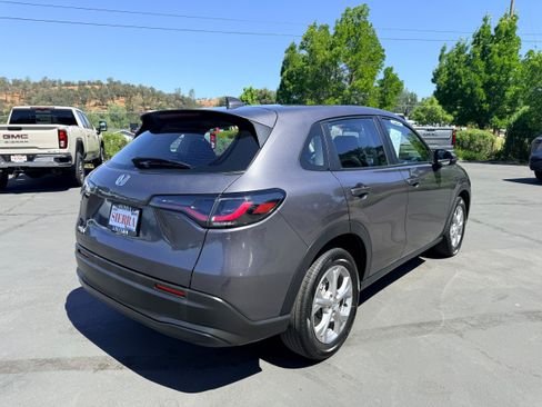 Used 2025 Honda HR-V LX image 6