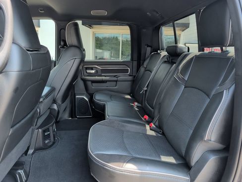 Used 2026 RAM 2500 Laramie AWD/4WD image 30