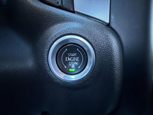 Used 2019 GMC Sierra 1500 SLT w/ SLT Premium Package image 24