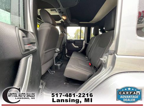 Used 2017 Jeep Wrangler Unlimited Sahara image 15