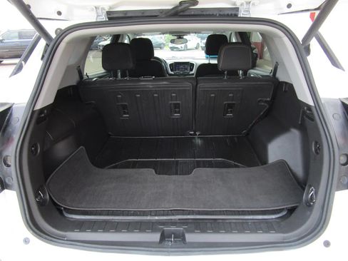 Used 2021 GMC Terrain SLE w/ Driver Convenience Package AWD/4WD image 12