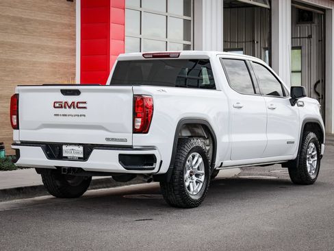 Used 2023 GMC Sierra 1500 Elevation AWD/4WD image 3