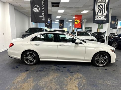 Used 2019 Mercedes-Benz E 300 4MATIC image 5