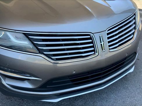 Used 2016 Lincoln MKC Reserve image 32