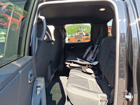 New 2025 Nissan Frontier PRO-4X w/ Interior Protection Package image 6