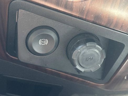 Used 2016 Ford F350 Lariat w/ Lariat Ultimate Package image 22