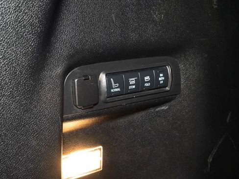 Used 2017 Ford Explorer Sport w/ Equipment Group 401A image 29