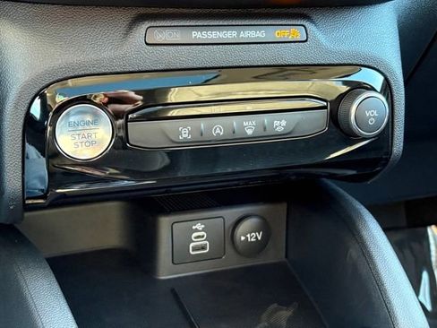 Used 2026 Ford Escape Active w/ Tech Pack #1 AWD/4WD image 17