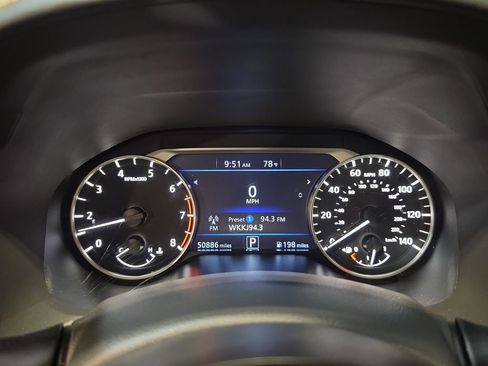 Used 2021 Nissan Altima 2.5 SR FWD image 10