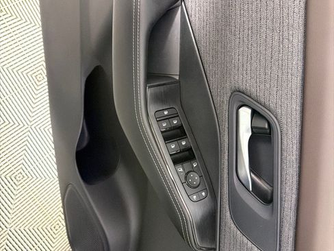 Used 2023 Nissan Rogue SV FWD image 11
