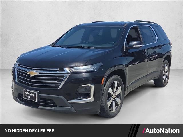 Used 2023 Chevrolet Traverse LT w/ LT Premium Package AWD/4WD image 1