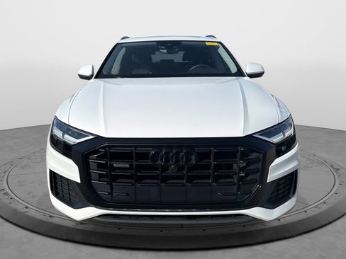 Used 2021 Audi Q8 Premium image 2