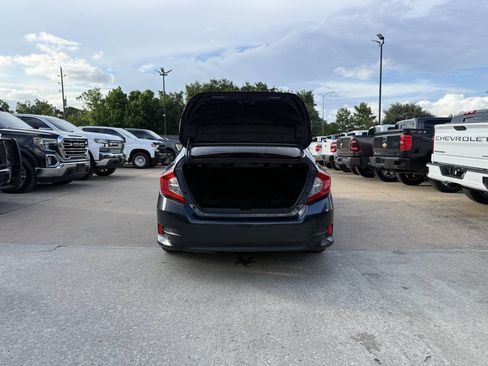 Used 2018 Honda Civic EX image 35