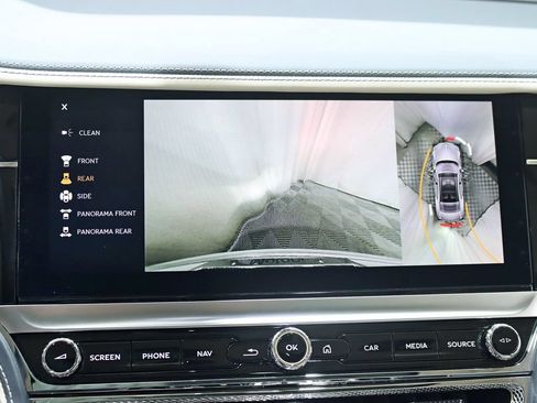 Used 2020 Bentley Flying Spur W12 AWD/4WD image 22