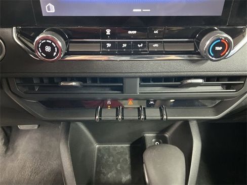 Certified 2023 Chevrolet Colorado W/T image 17