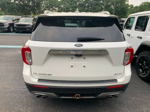 Used 2021 Ford Explorer Platinum w/ Equipment Group 601A AWD/4WD image 3