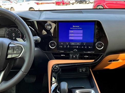 Used 2024 Lexus NX 250 FWD w/ Cold Area Package image 7